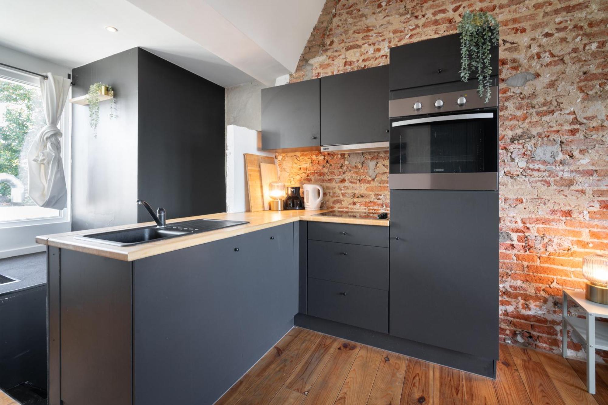 Charming Two-Bedroom River Side Apartment Antwerpia Zewnętrze zdjęcie