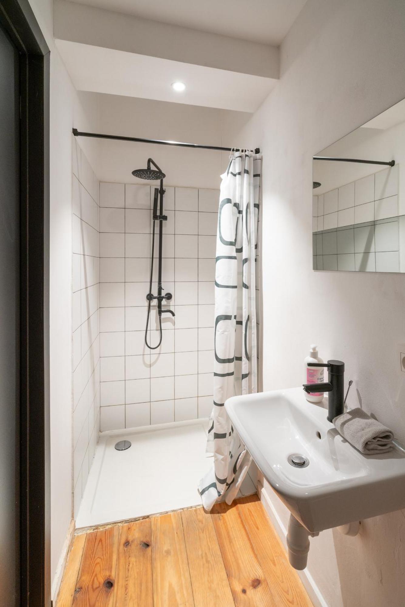 Charming Two-Bedroom River Side Apartment Antwerpia Zewnętrze zdjęcie