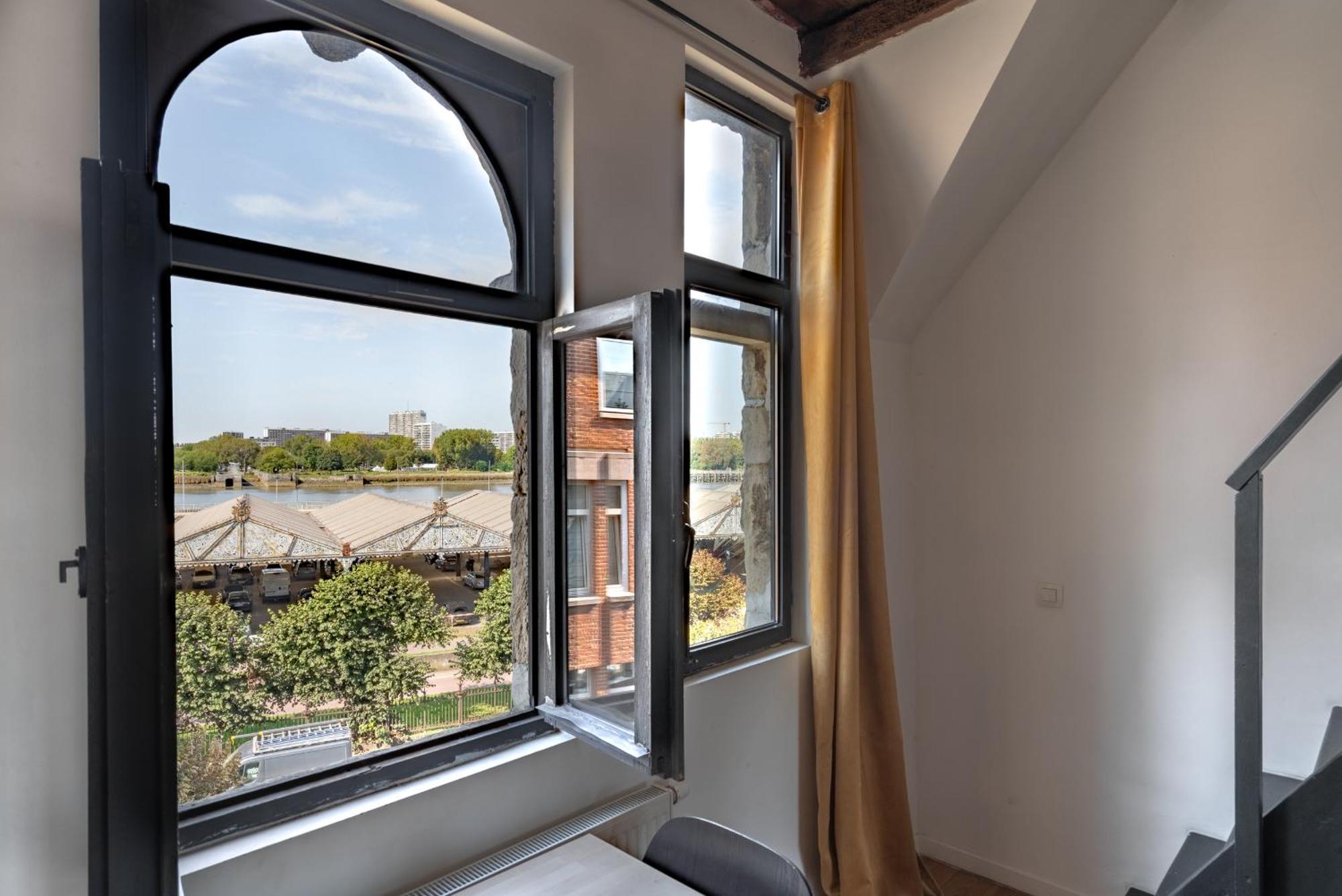 Charming Two-Bedroom River Side Apartment Antwerpia Zewnętrze zdjęcie