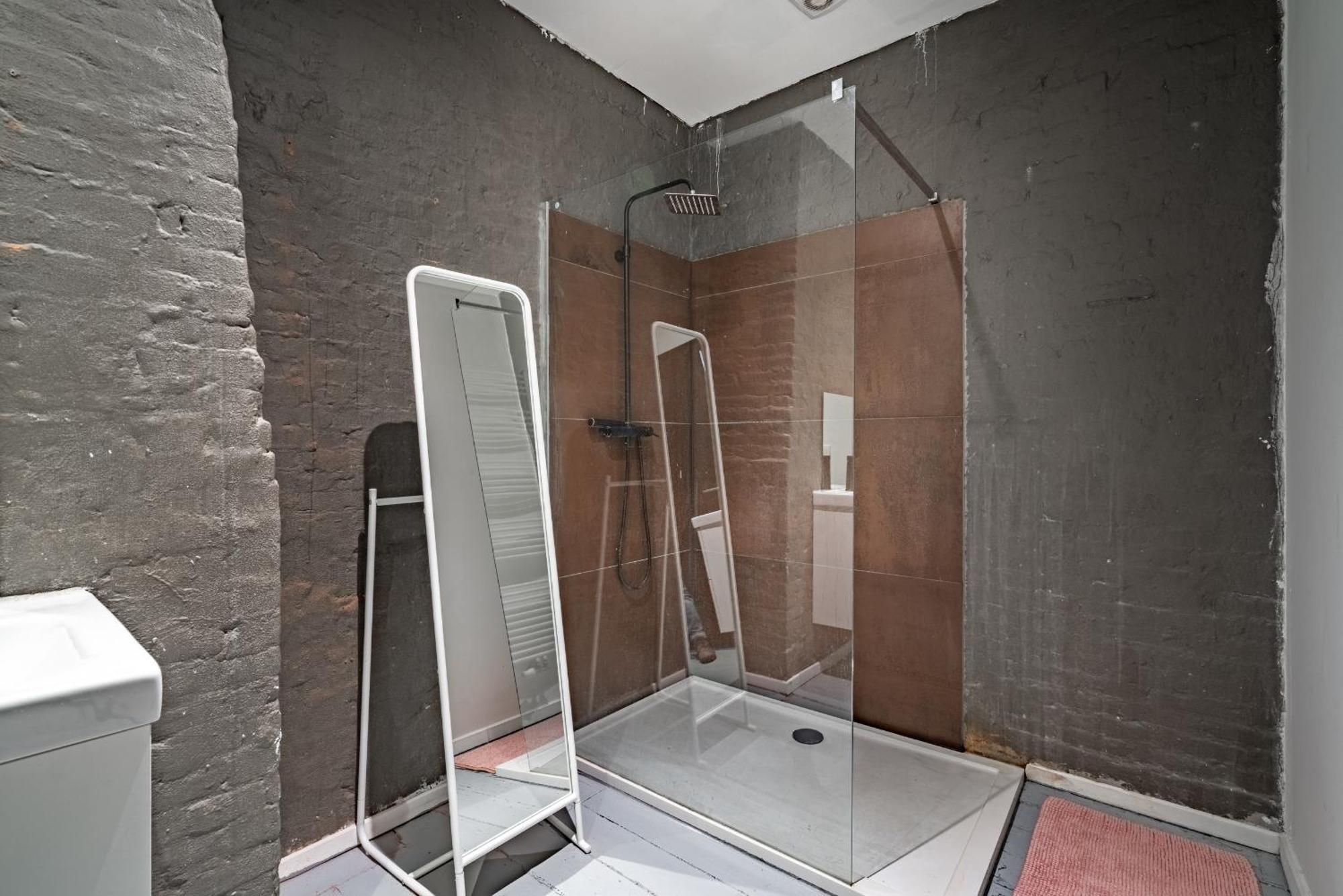 Charming Two-Bedroom River Side Apartment Antwerpia Zewnętrze zdjęcie